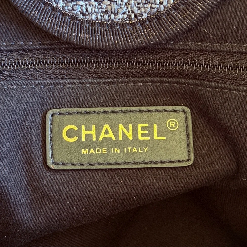 🖤CHANEL🖤Toile Lurex Glitter Deauville Large Tote